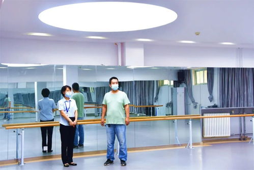 招生咨詢點的故事 貼心服務贏滿意，家長點贊暖人心